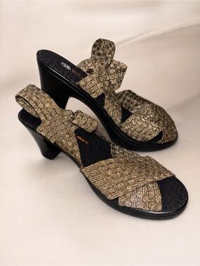 Bernie Mev Delila Bronze Woven Heels Size 38 Metallic Stretch Sandals Comfort